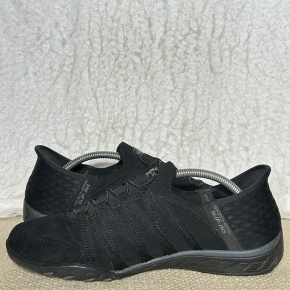 Skechers Womens Black Slip-Ins Relaxed Fit:Breathe Easy Roll w/Me Sneakers SZ 9 - Picture 7 of 11
